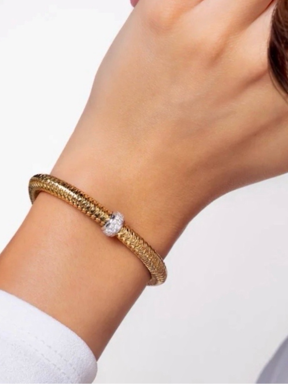 Roberto Coin Primavera Yellow Gold Diamond Station Flex Bracelet-price firm - Picture 5 of 7
